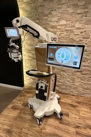 Alcon LX3 Luxor Surgical Ophthalmic Microscope ILLUMIN-i AMP